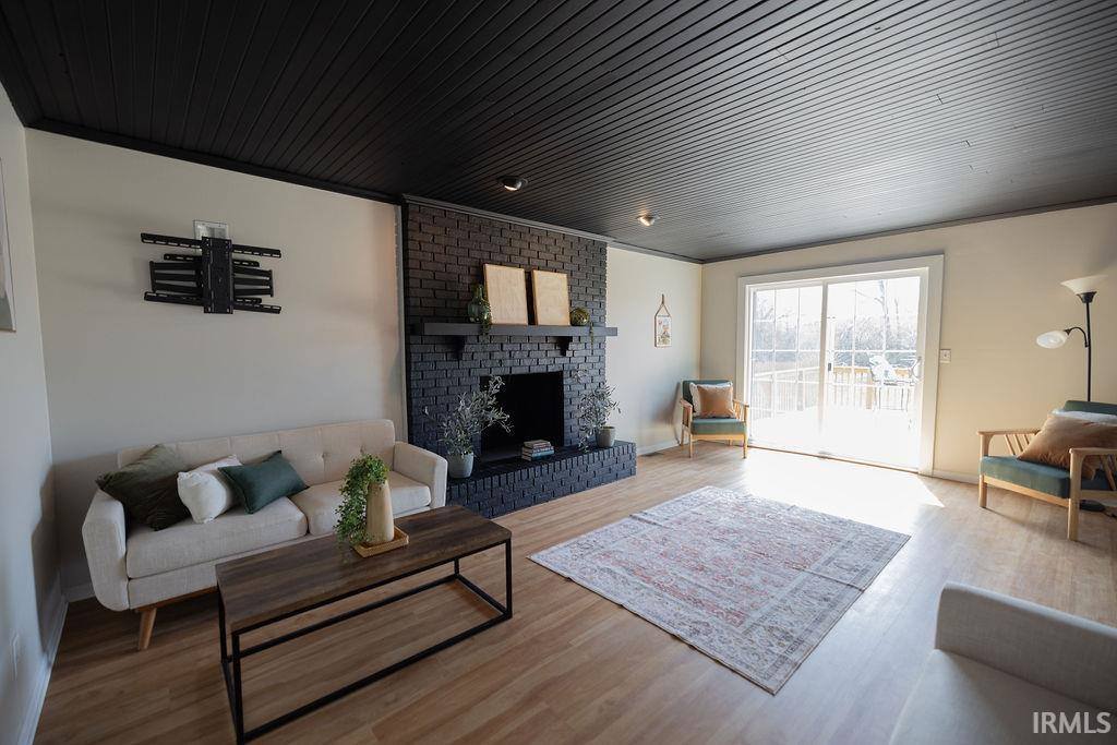 435 N Cherry Wood Lane, Muncie, IN 47304