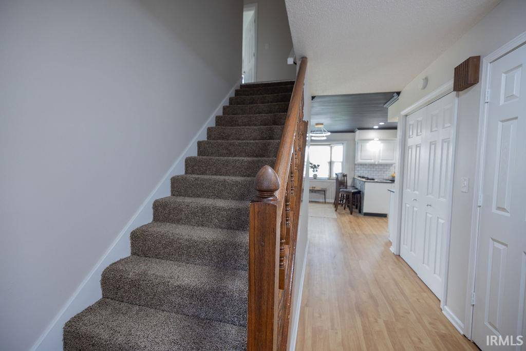 435 N Cherry Wood Lane, Muncie, IN 47304