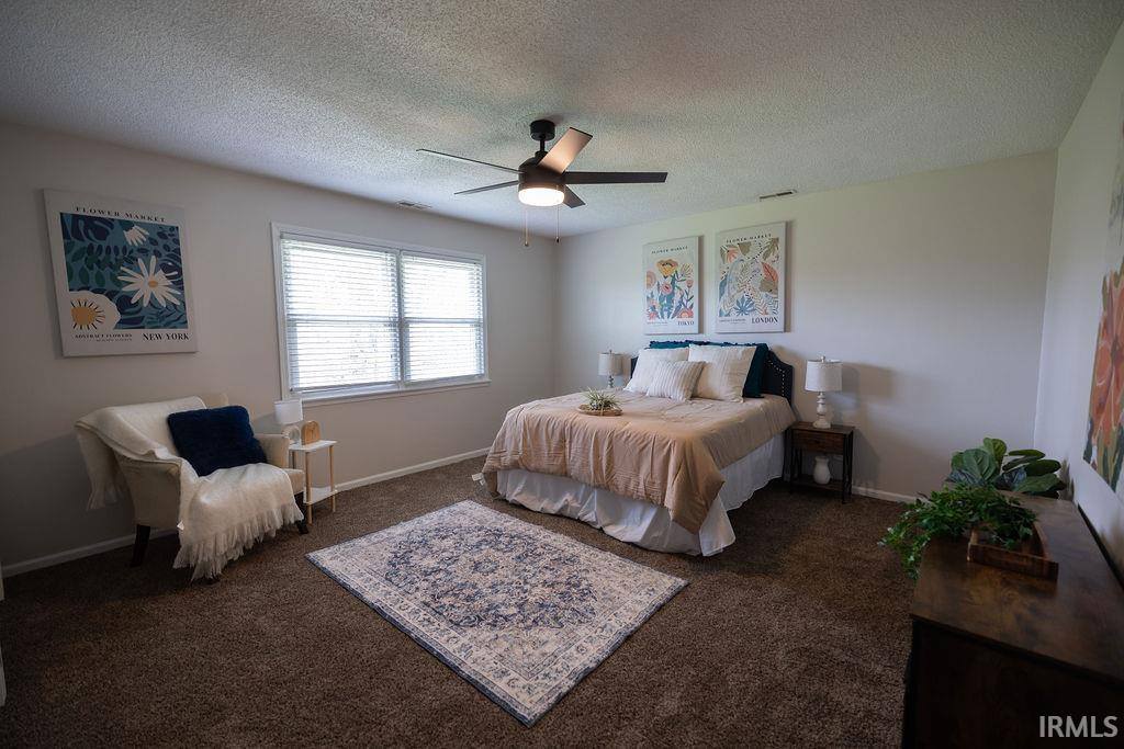 435 N Cherry Wood Lane, Muncie, IN 47304