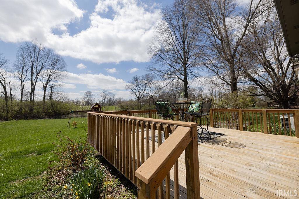 435 N Cherry Wood Lane, Muncie, IN 47304