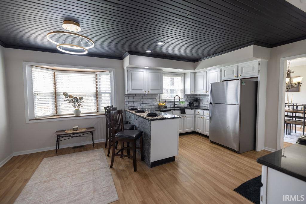 435 N Cherry Wood Lane, Muncie, IN 47304