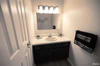 435 N Cherry Wood Lane, Muncie, IN 47304