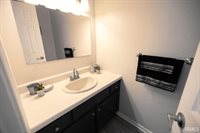 435 N Cherry Wood Lane, Muncie, IN 47304