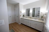 435 N Cherry Wood Lane, Muncie, IN 47304