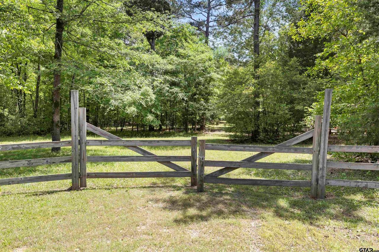 15042 Canopy Oaks, Tyler, TX 75707