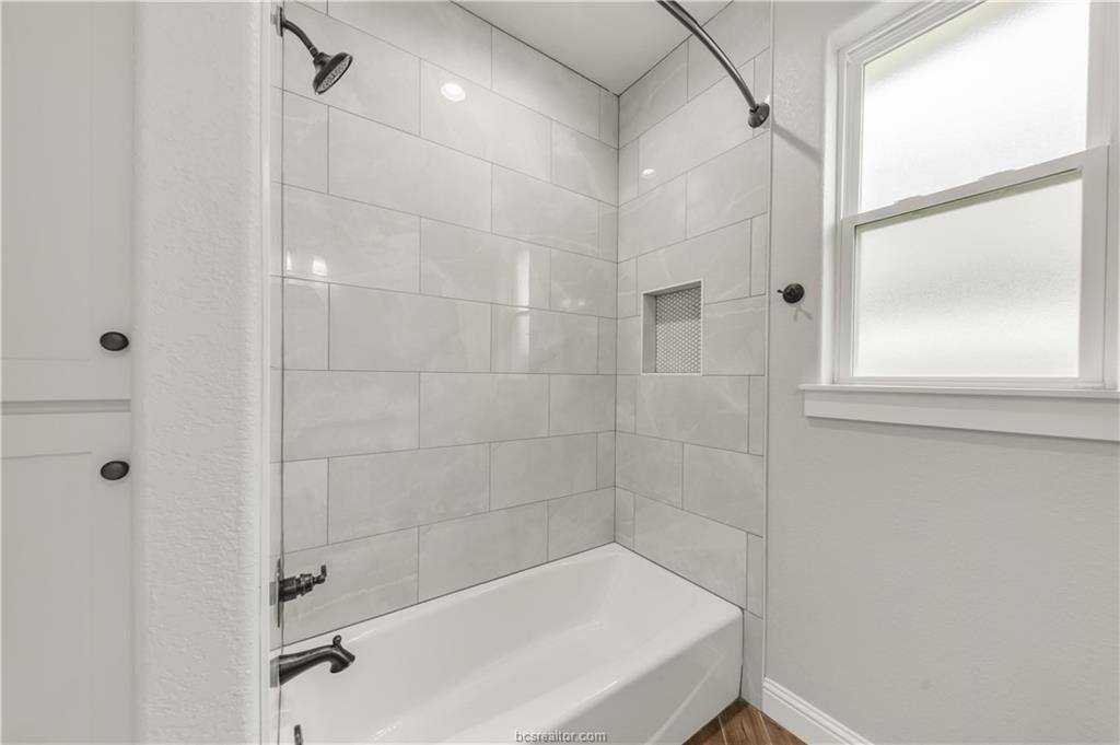 3013 Teller Drive, Bryan, TX 77808