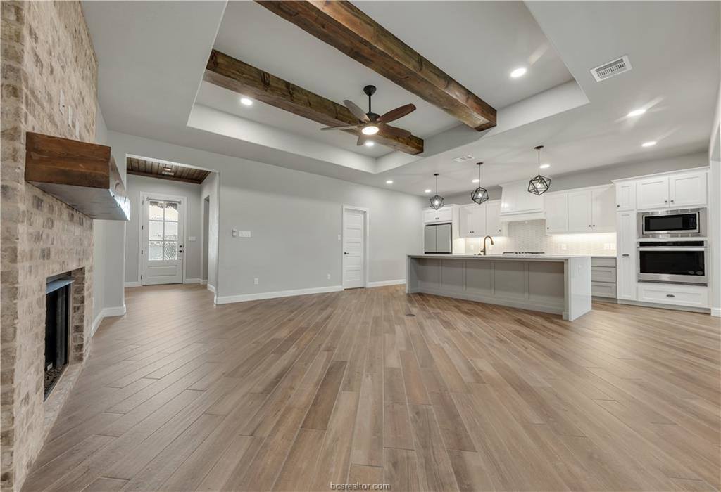 3013 Teller Drive, Bryan, TX 77808