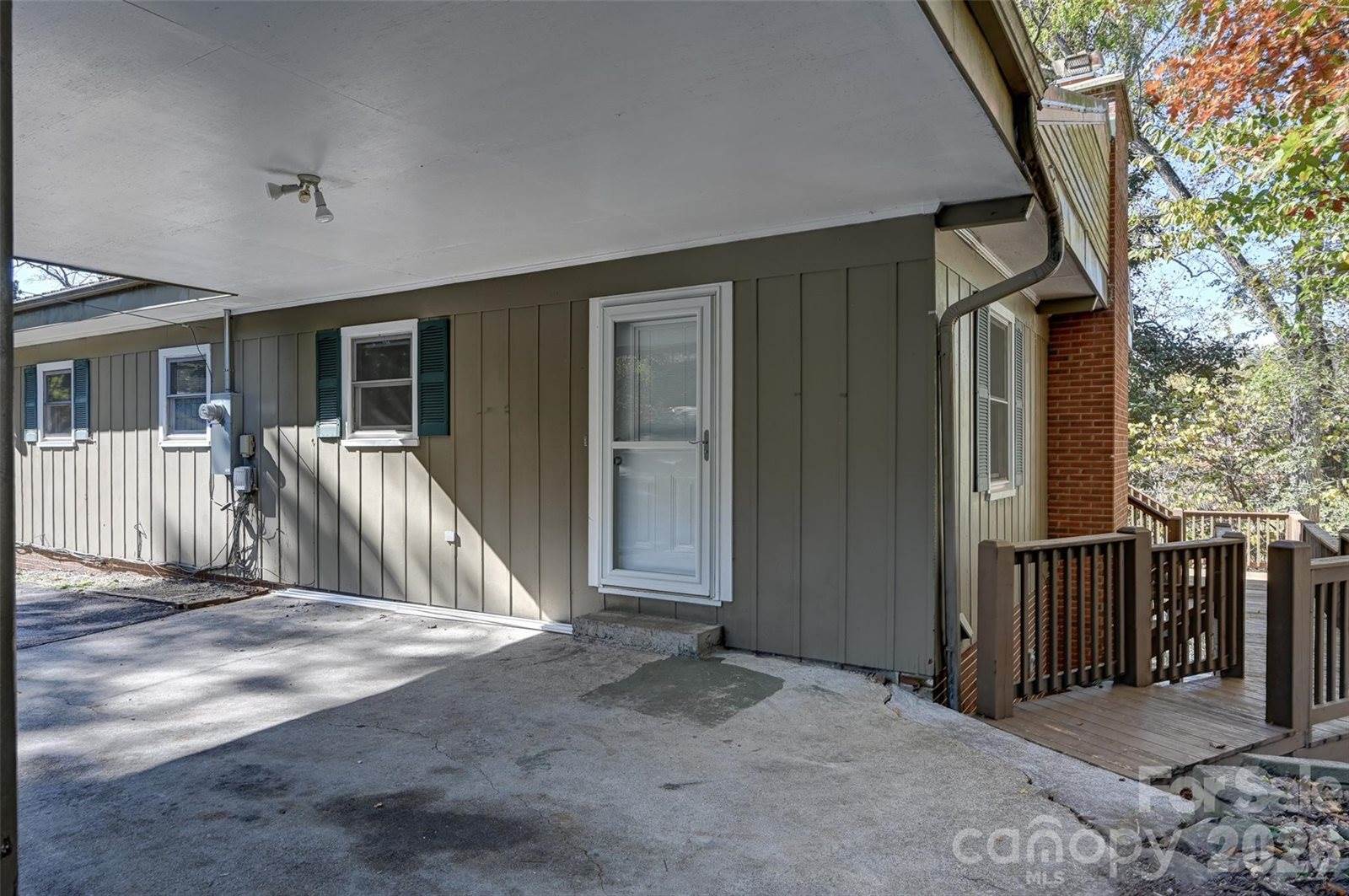 22 East Shore Drive, Asheville, NC 28805