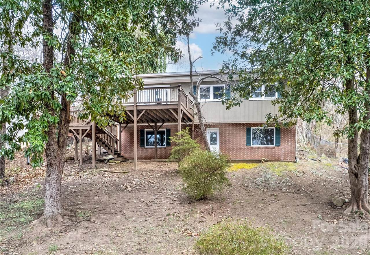 22 East Shore Drive, Asheville, NC 28805