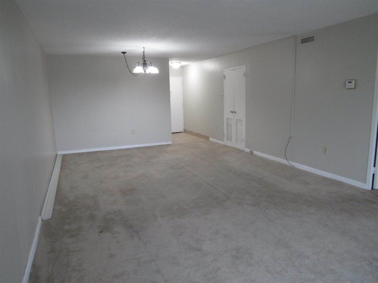 3080 Walnut Grove Rd, Memphis, TN 38111