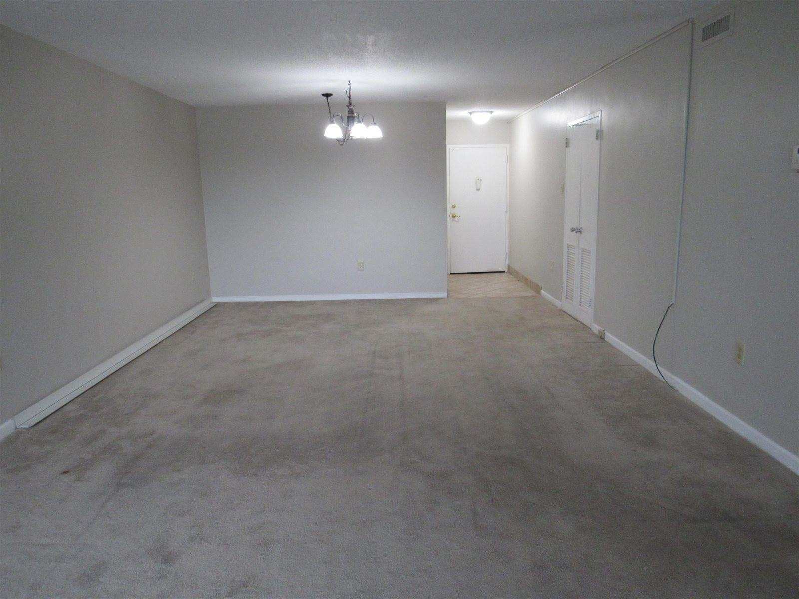 3080 Walnut Grove Rd, Memphis, TN 38111