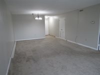 3080 Walnut Grove Rd, Memphis, TN 38111