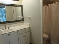 3080 Walnut Grove Rd, Memphis, TN 38111