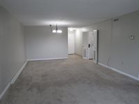 3080 Walnut Grove Rd, Memphis, TN 38111