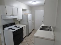 3080 Walnut Grove Rd, Memphis, TN 38111