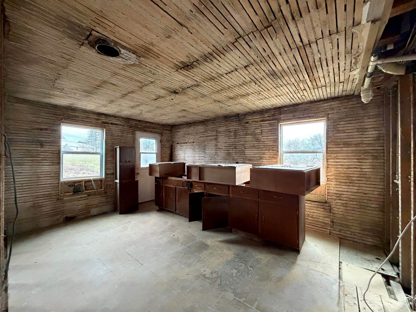 8 Robinson Road, Blaine, ME 04734