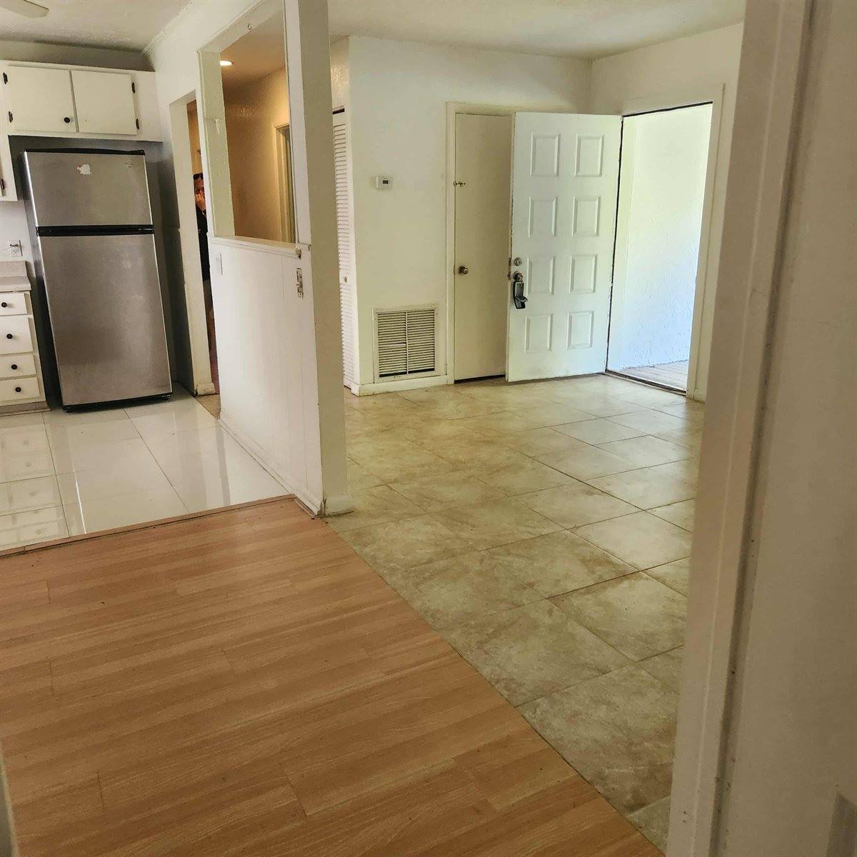 855 SE Highland Avenue, Stuart, FL 34997