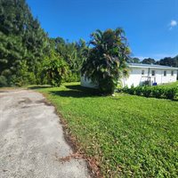 855 SE Highland Avenue, Stuart, FL 34997
