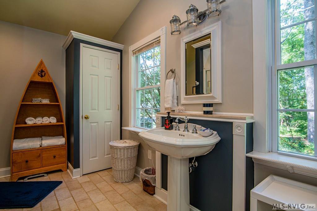 166 Northern Cove Drive, Littleton, NC 27850