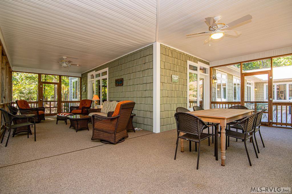 796 Tanglewood Drive, Bracey, VA 23919