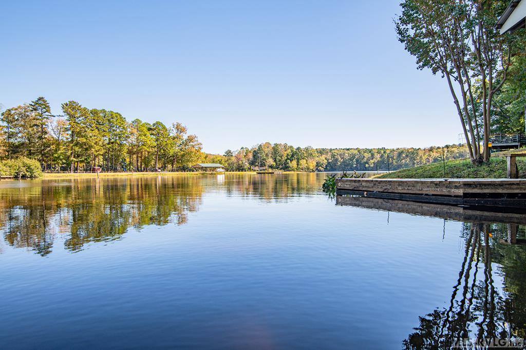 796 Tanglewood Drive, Bracey, VA 23919