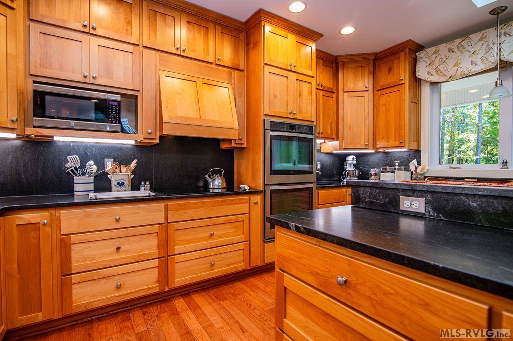 796 Tanglewood Drive, Bracey, VA 23919