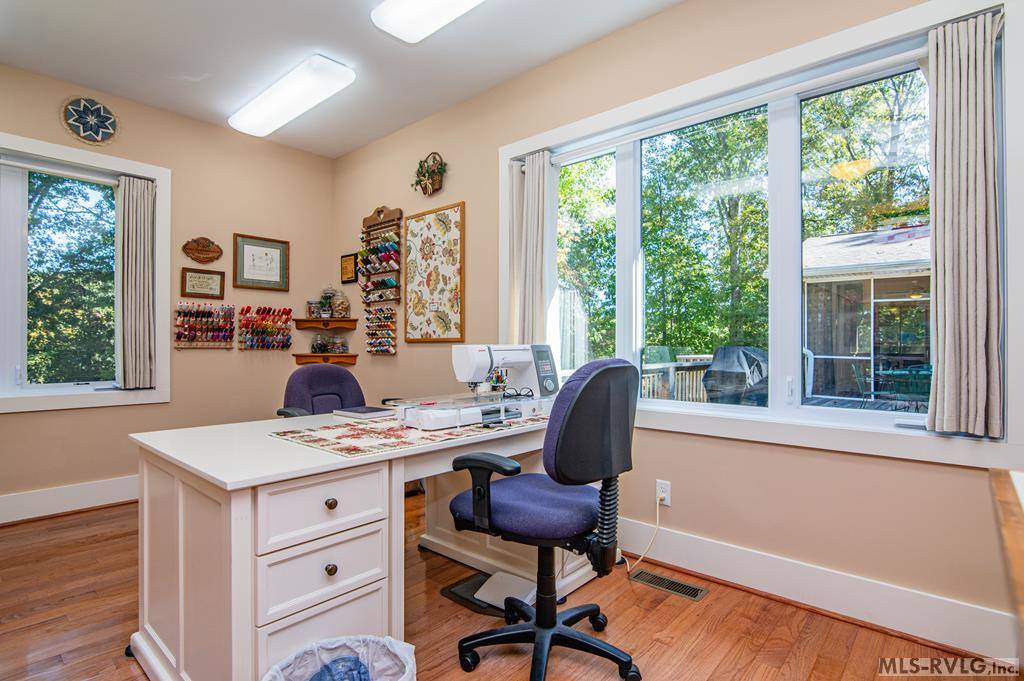 796 Tanglewood Drive, Bracey, VA 23919