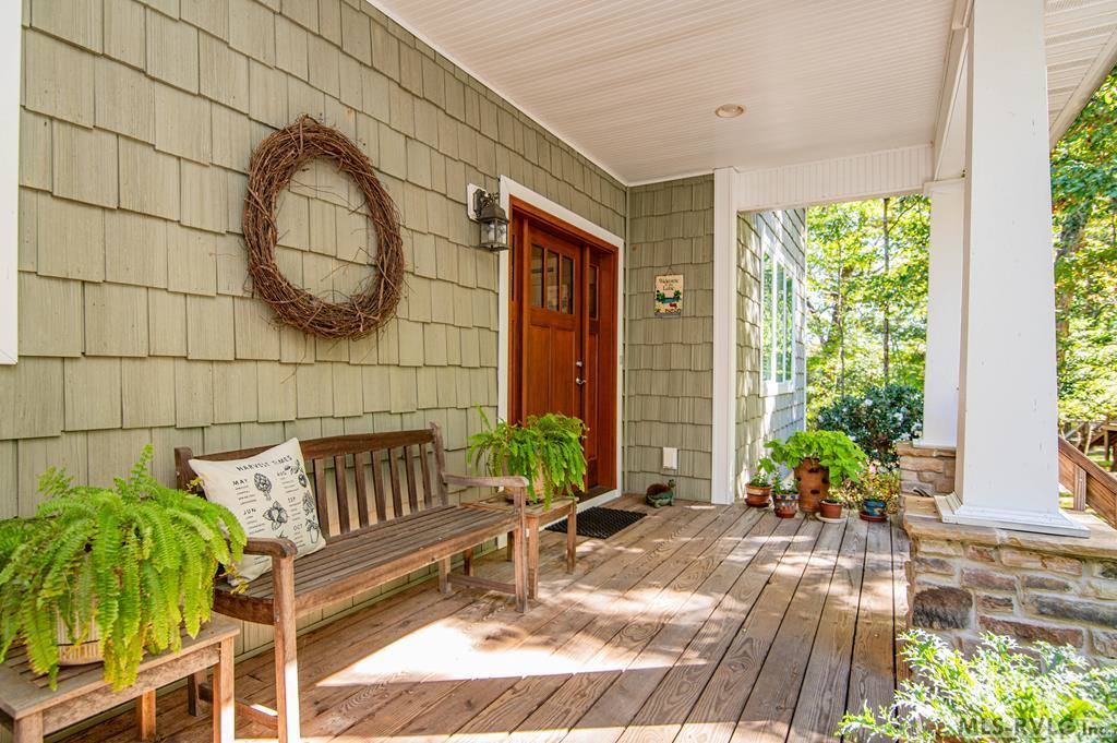 796 Tanglewood Drive, Bracey, VA 23919