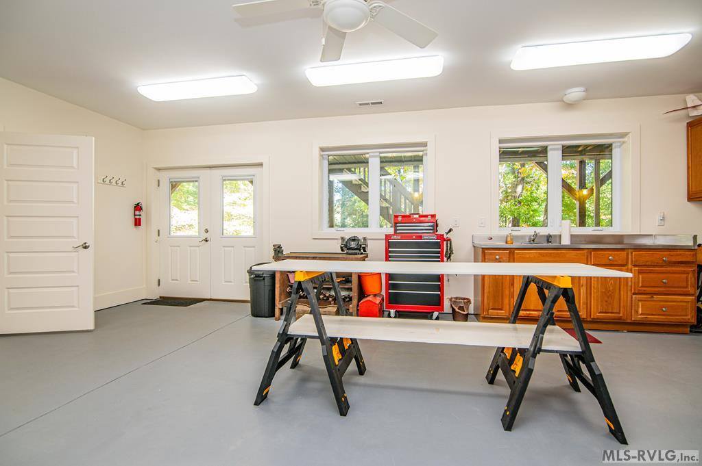 796 Tanglewood Drive, Bracey, VA 23919