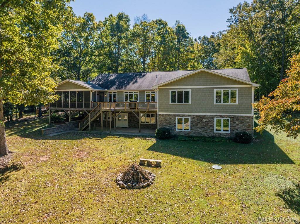 796 Tanglewood Drive, Bracey, VA 23919