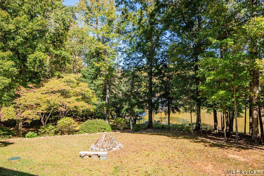 796 Tanglewood Drive, Bracey, VA 23919