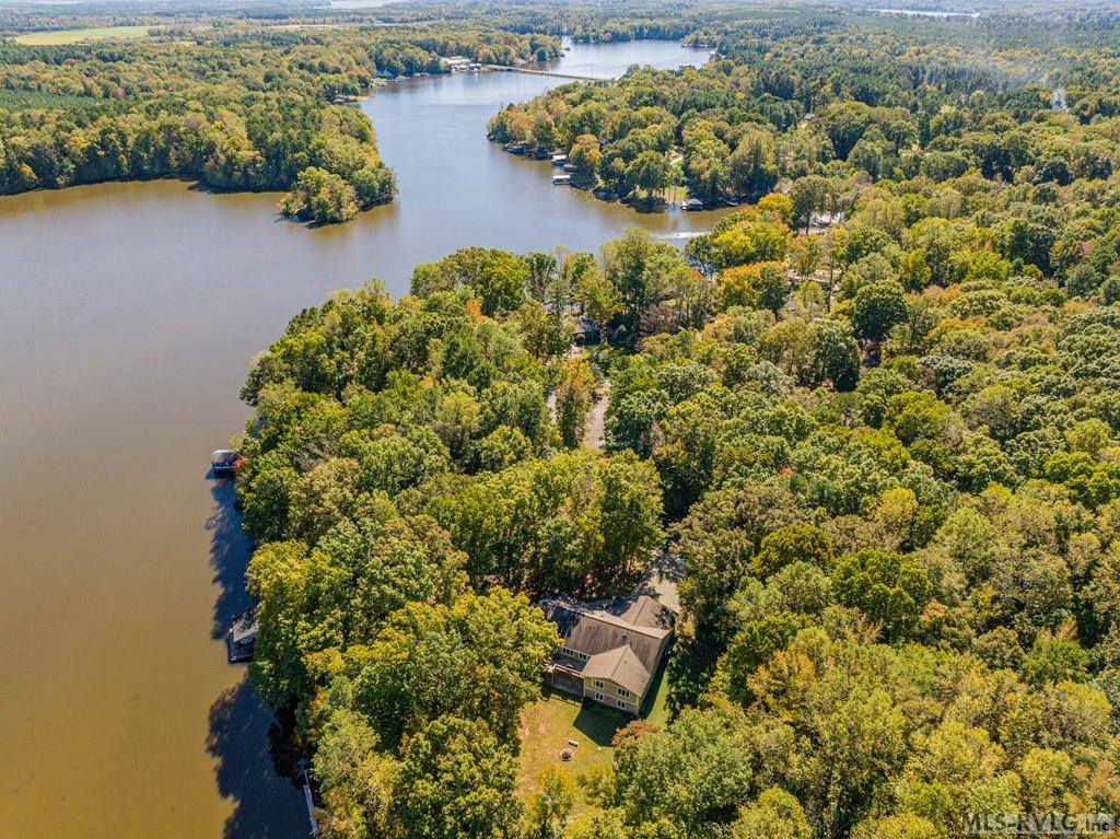 796 Tanglewood Drive, Bracey, VA 23919