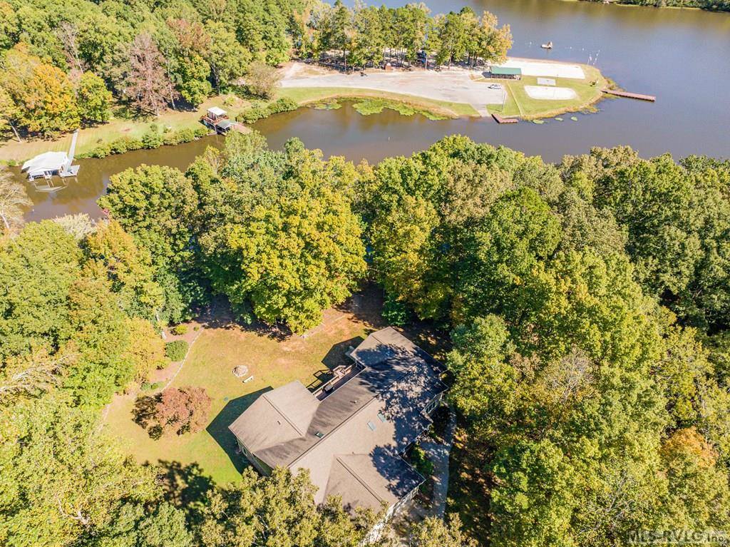 796 Tanglewood Drive, Bracey, VA 23919