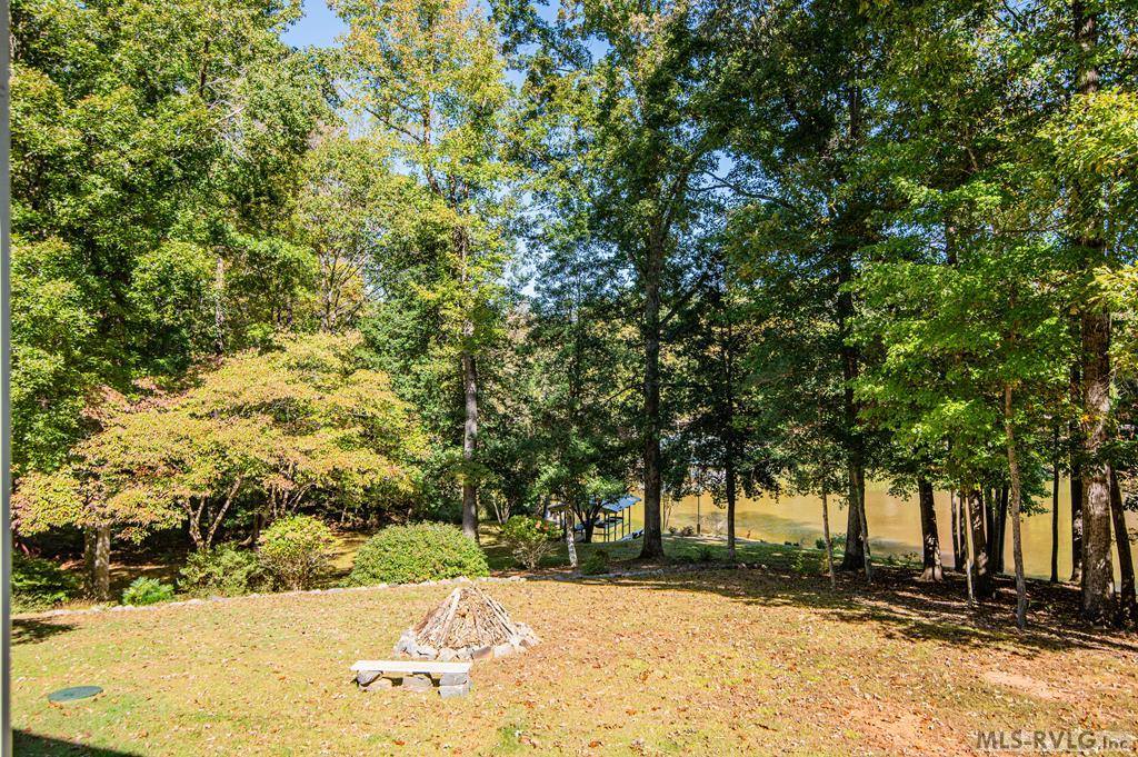 796 Tanglewood Drive, Bracey, VA 23919