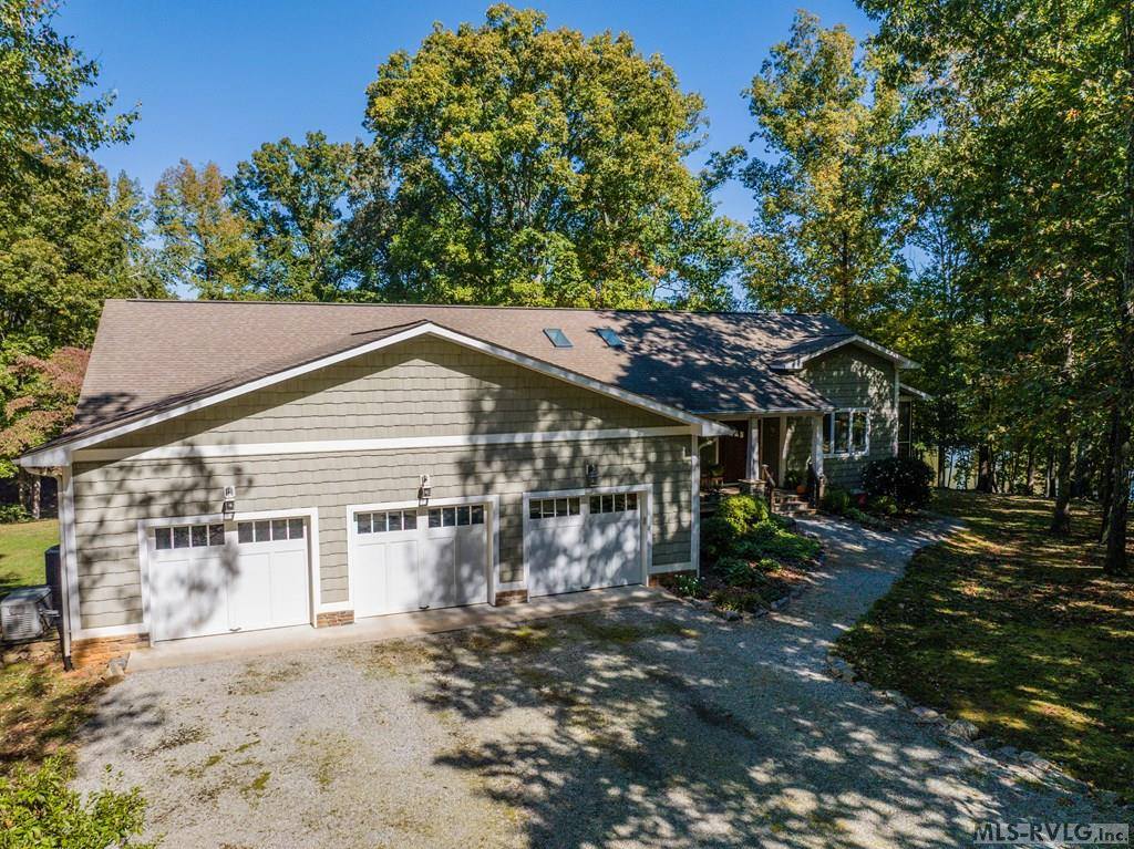 796 Tanglewood Drive, Bracey, VA 23919