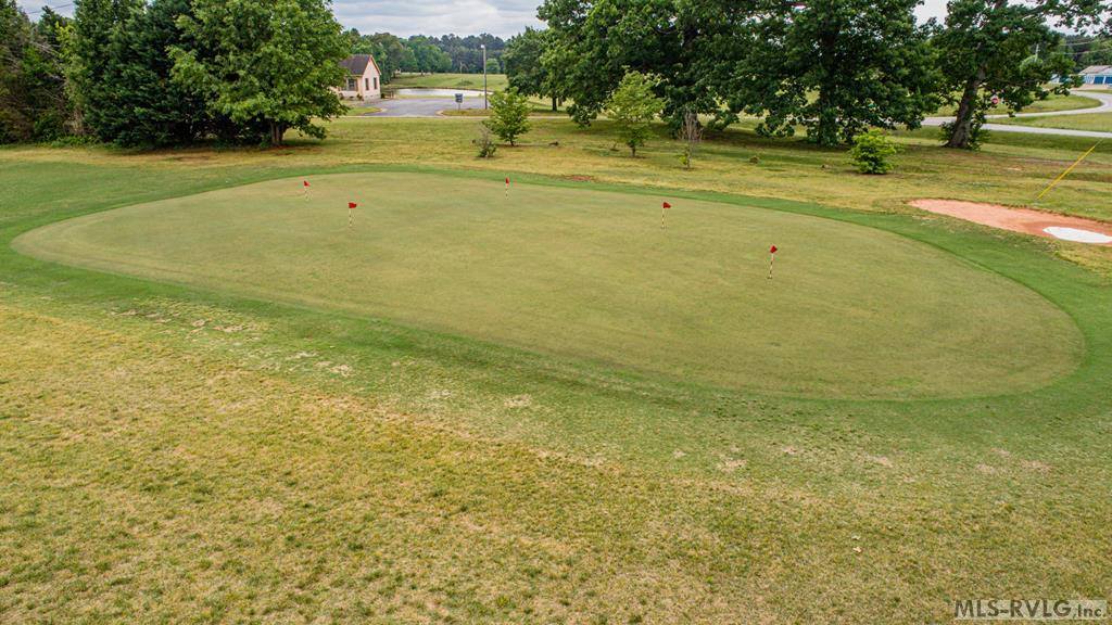 796 Tanglewood Drive, Bracey, VA 23919