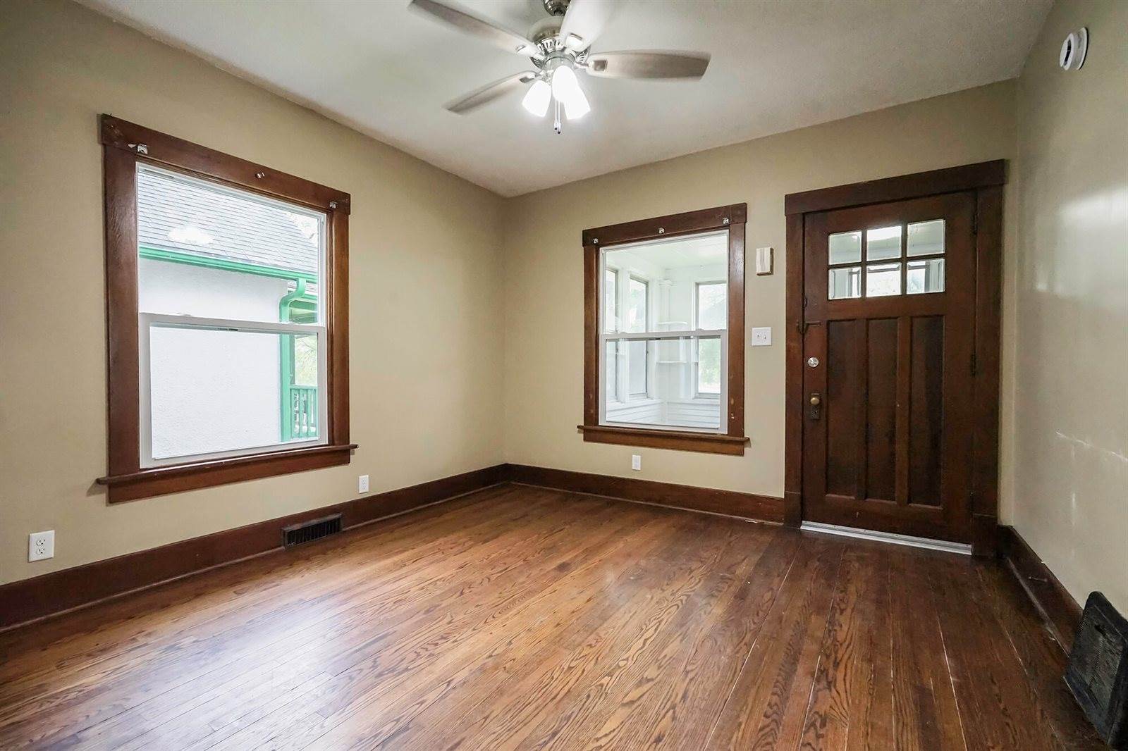 1553 North Broadway, Council Bluffs, IA 51503