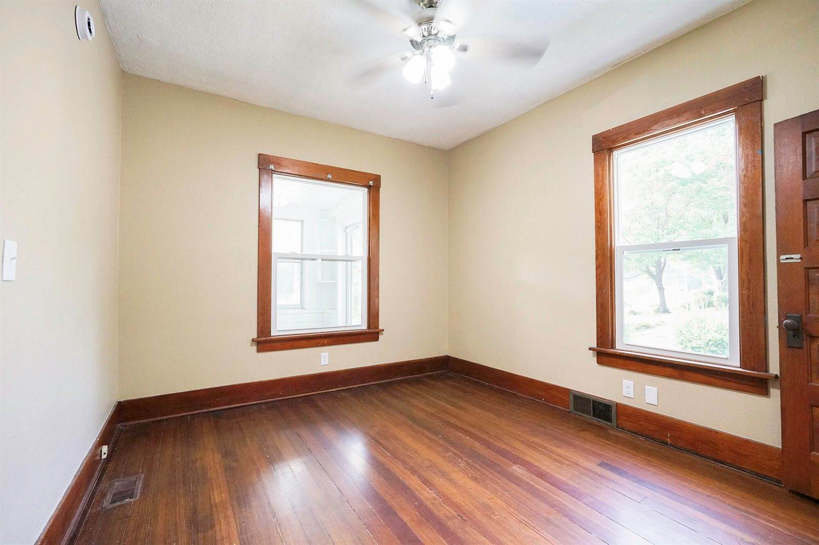 1553 North Broadway, Council Bluffs, IA 51503