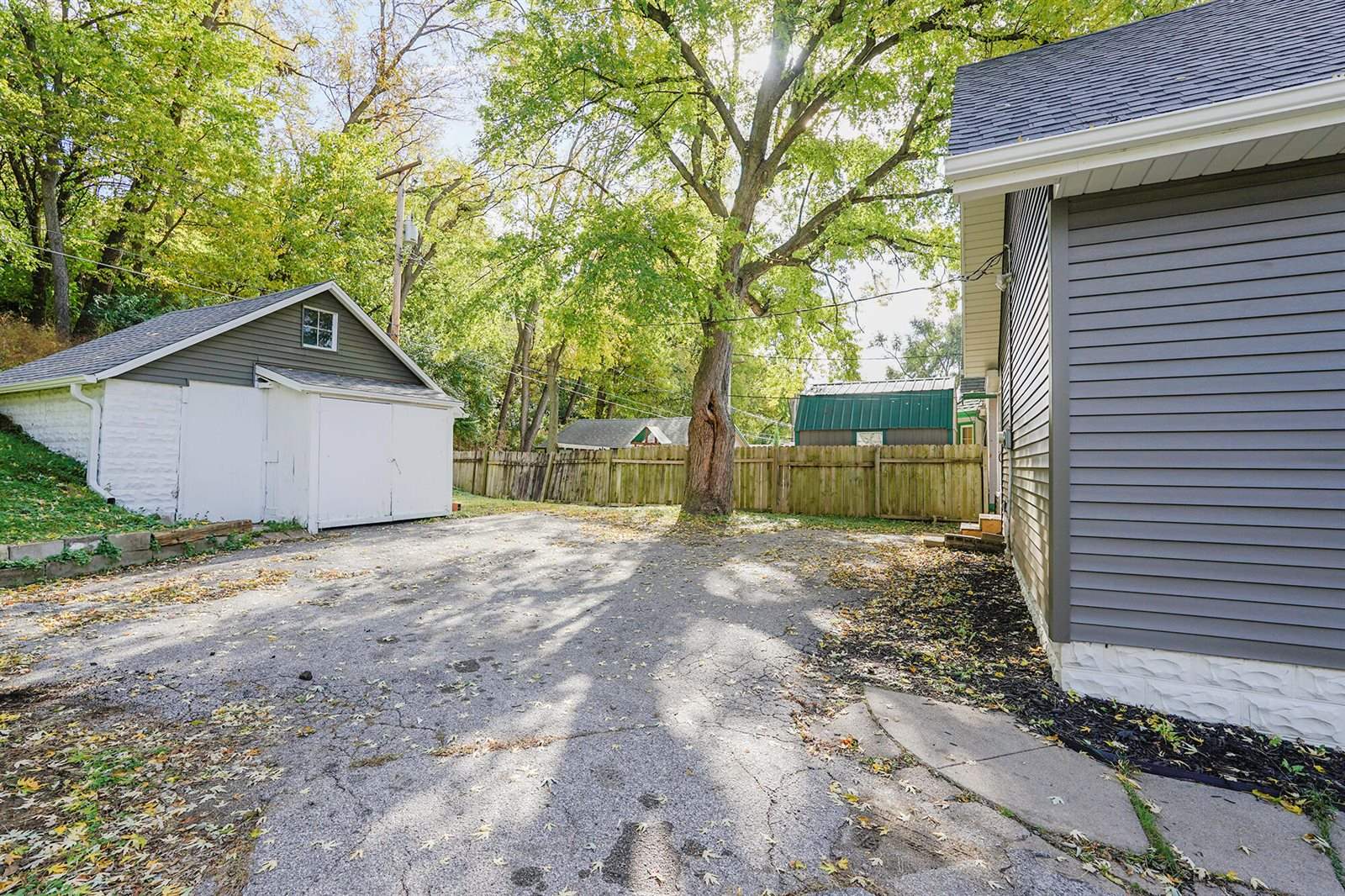 1553 North Broadway, Council Bluffs, IA 51503