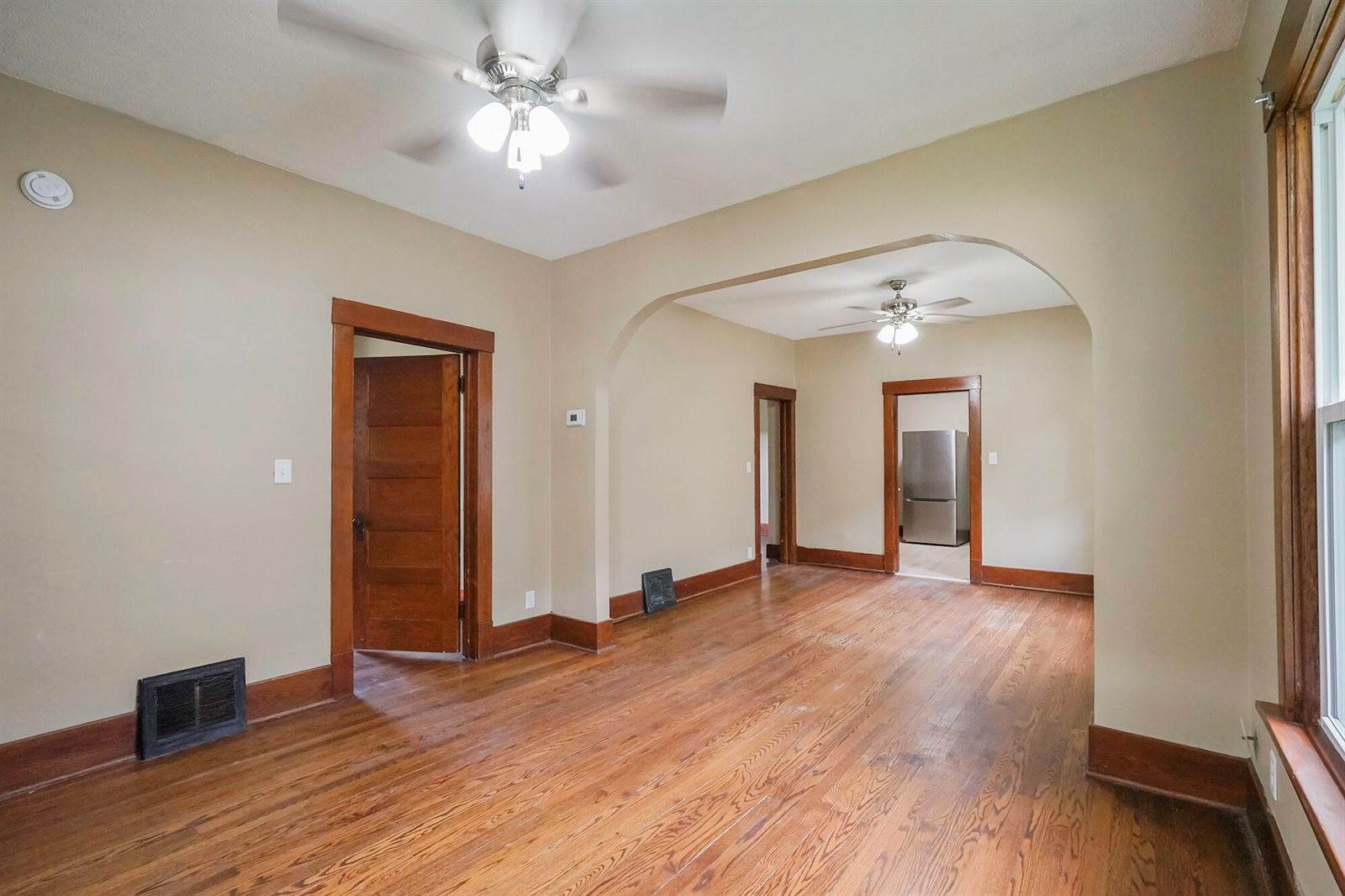 1553 North Broadway, Council Bluffs, IA 51503