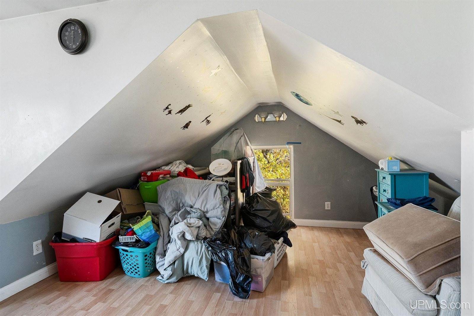 211 N Pine Street, Gwinn, MI 49841