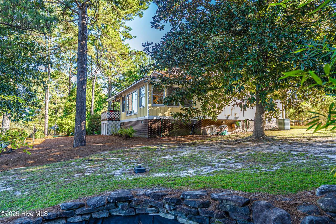 105 Greentree Court, Moore County, NC 27376