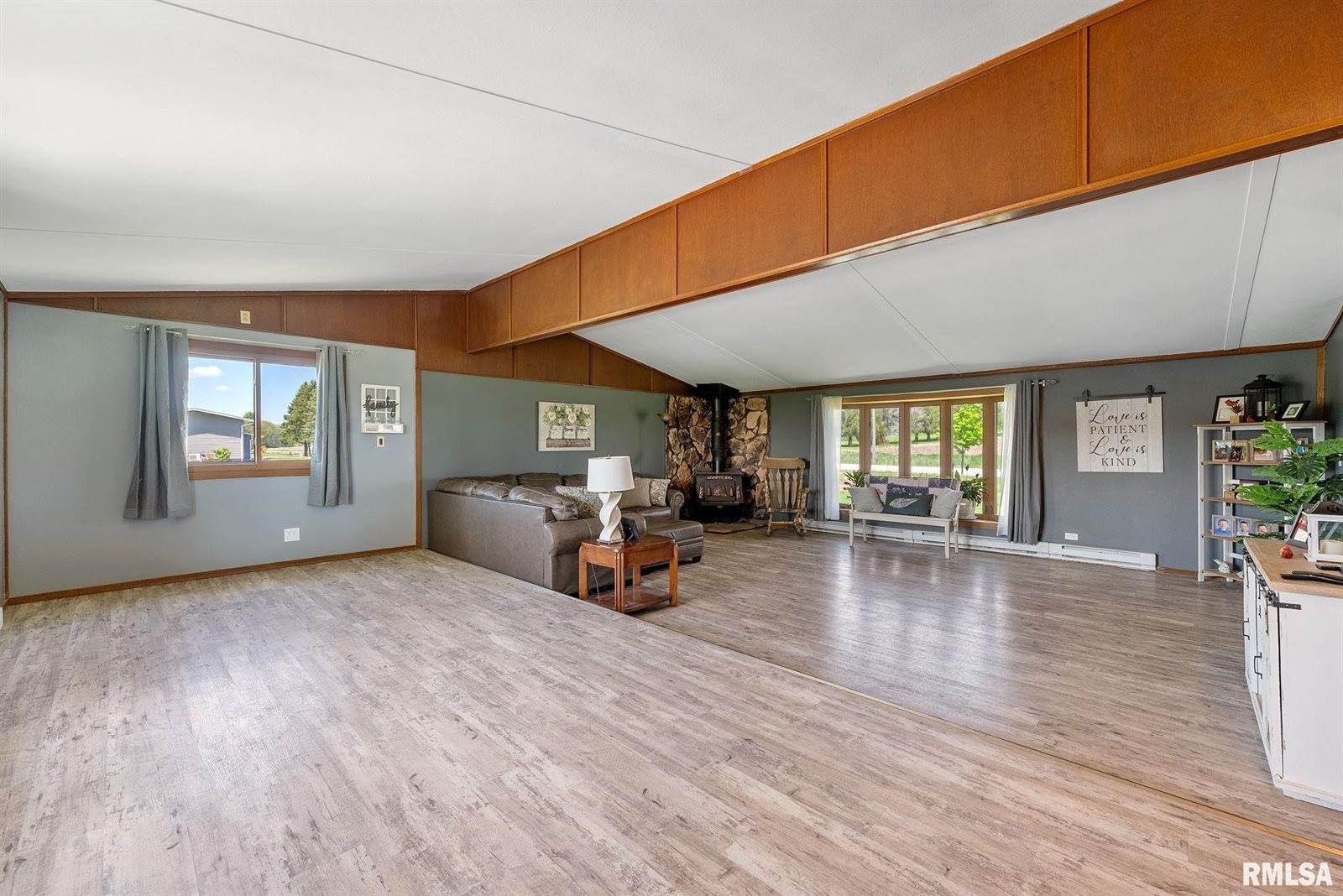 8989 241ST Street, Walcott, IA 52773