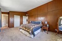 8989 241ST Street, Walcott, IA 52773