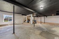 8989 241ST Street, Walcott, IA 52773