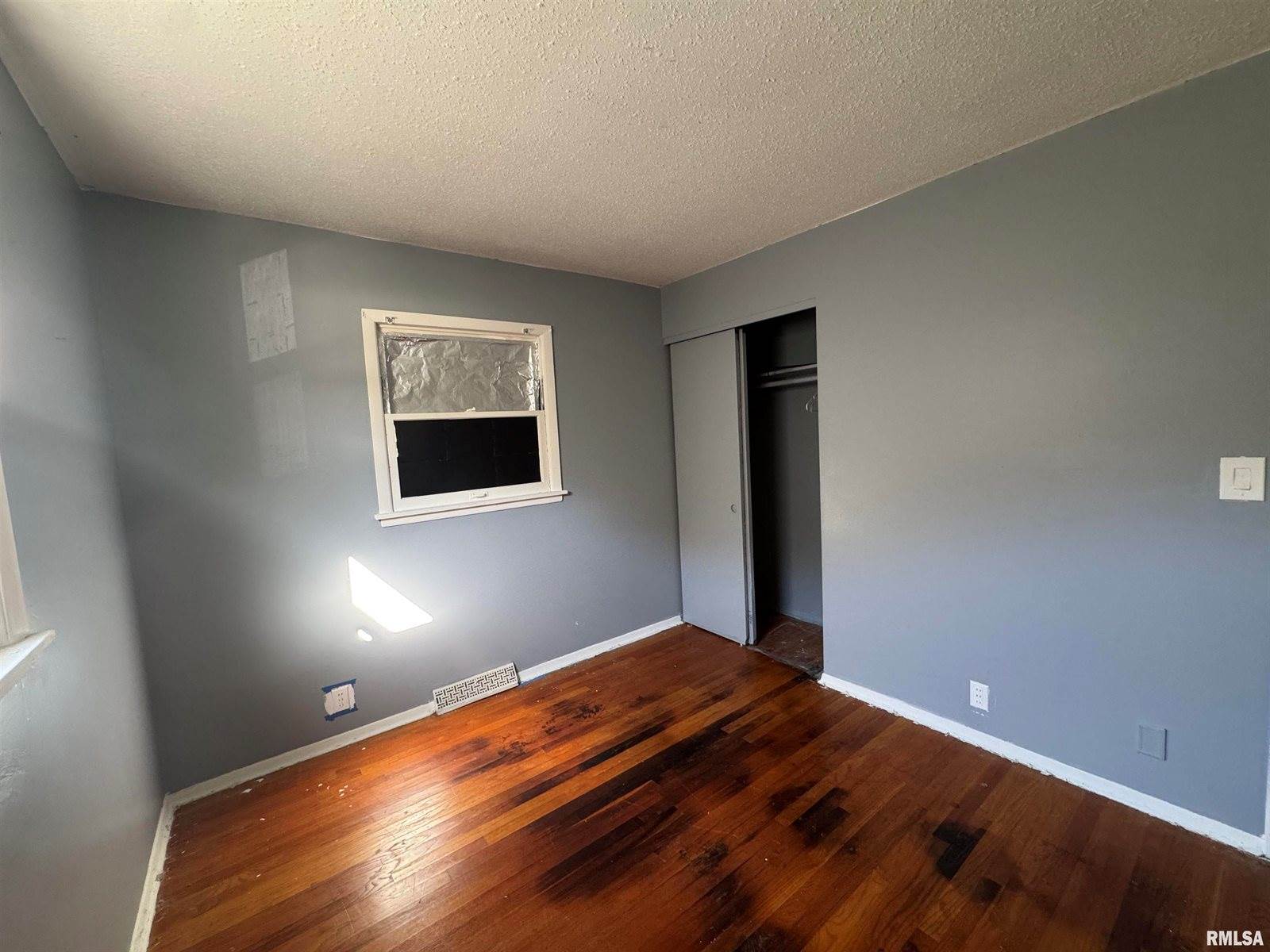 2110 Cody Street, Bettendorf, IA 52722