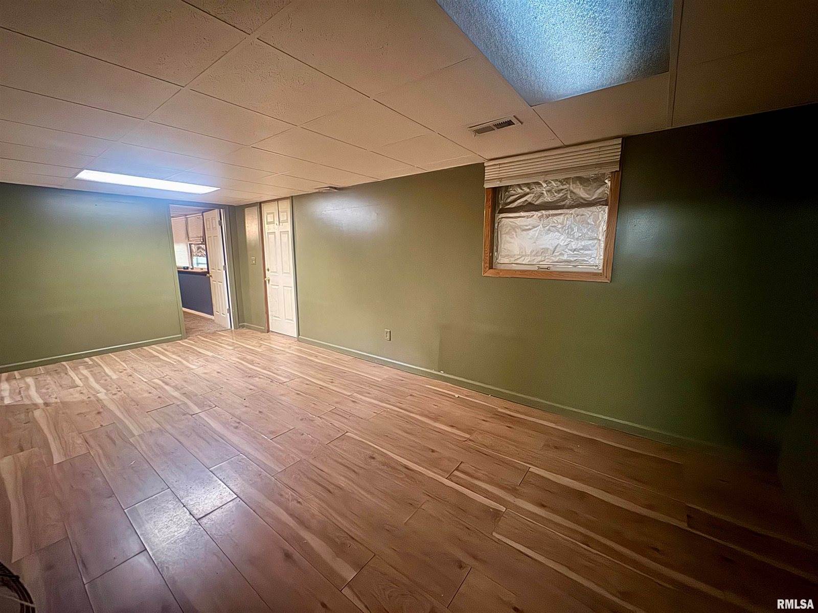 2110 Cody Street, Bettendorf, IA 52722