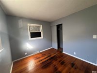 2110 Cody Street, Bettendorf, IA 52722