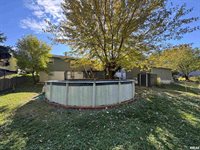 2110 Cody Street, Bettendorf, IA 52722