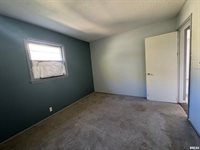 2110 Cody Street, Bettendorf, IA 52722